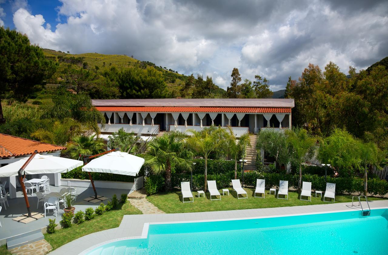 Baia Marticana Residence Hotel Agnone Cilento Bagian luar foto