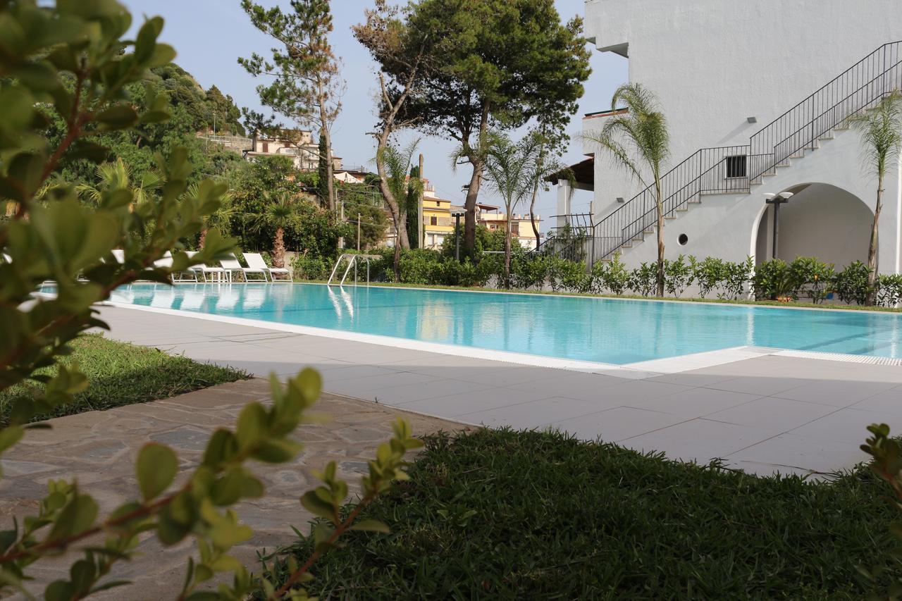 Baia Marticana Residence Hotel Agnone Cilento Bagian luar foto