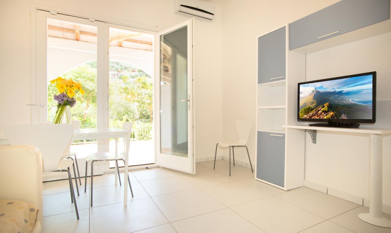 Baia Marticana Residence Hotel Agnone Cilento Bagian luar foto