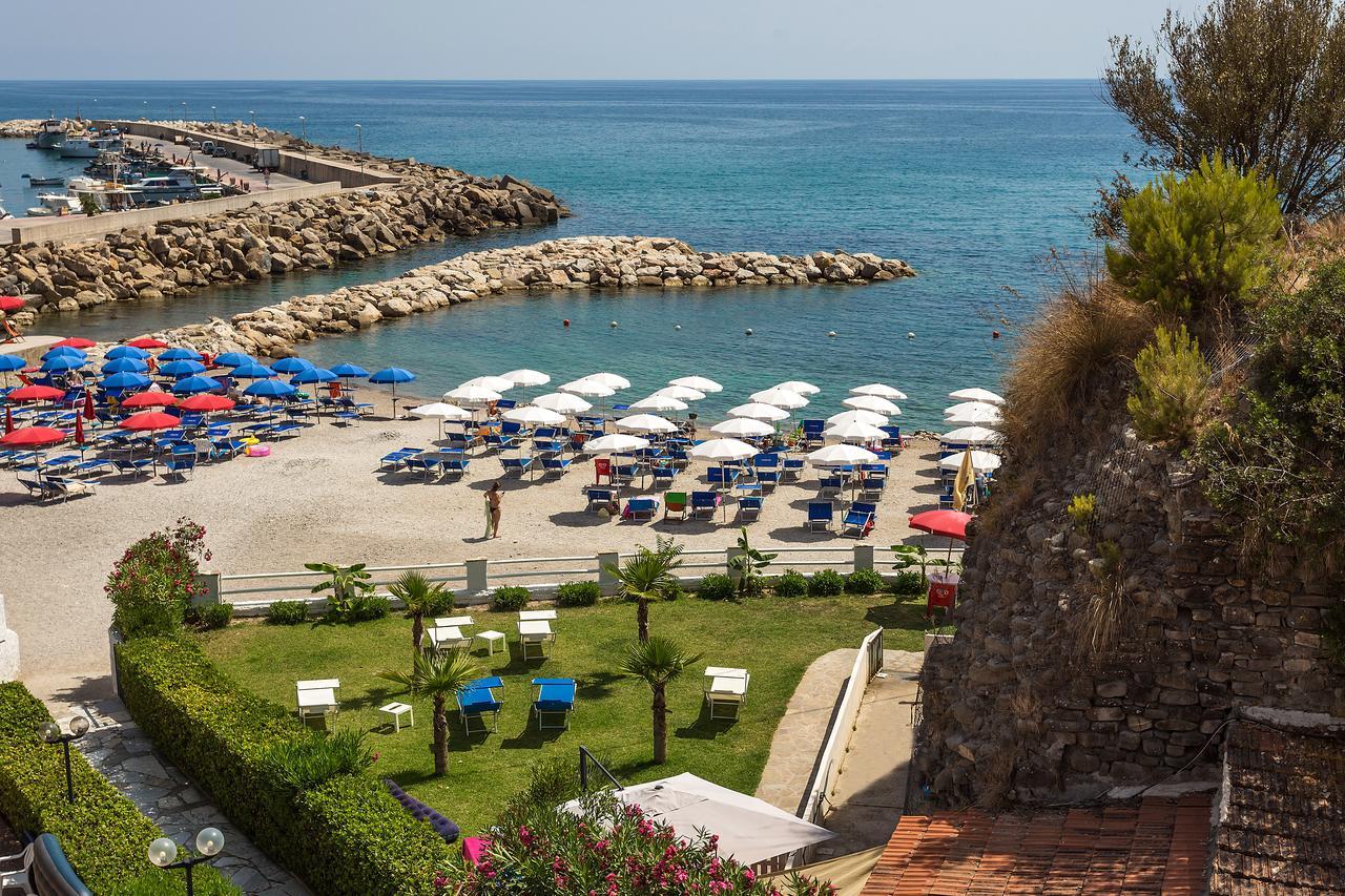 Baia Marticana Residence Hotel Agnone Cilento Bagian luar foto