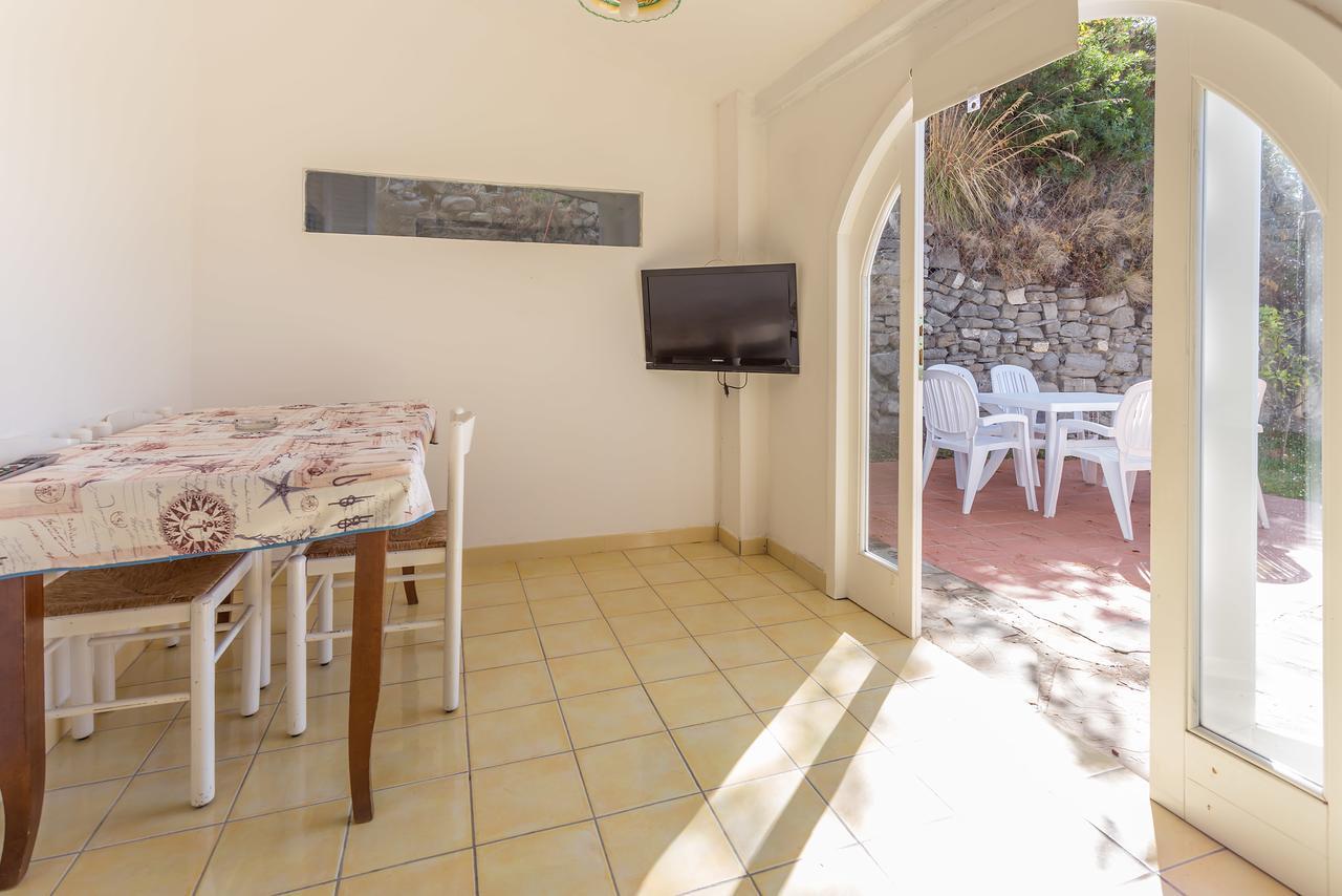 Baia Marticana Residence Hotel Agnone Cilento Ruang foto